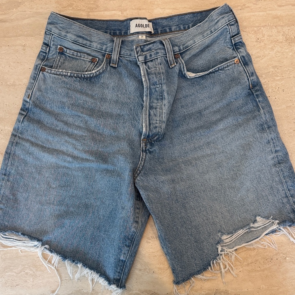 Agolde Frayed Hem High-Rise Denim Shorts in Light Blue
